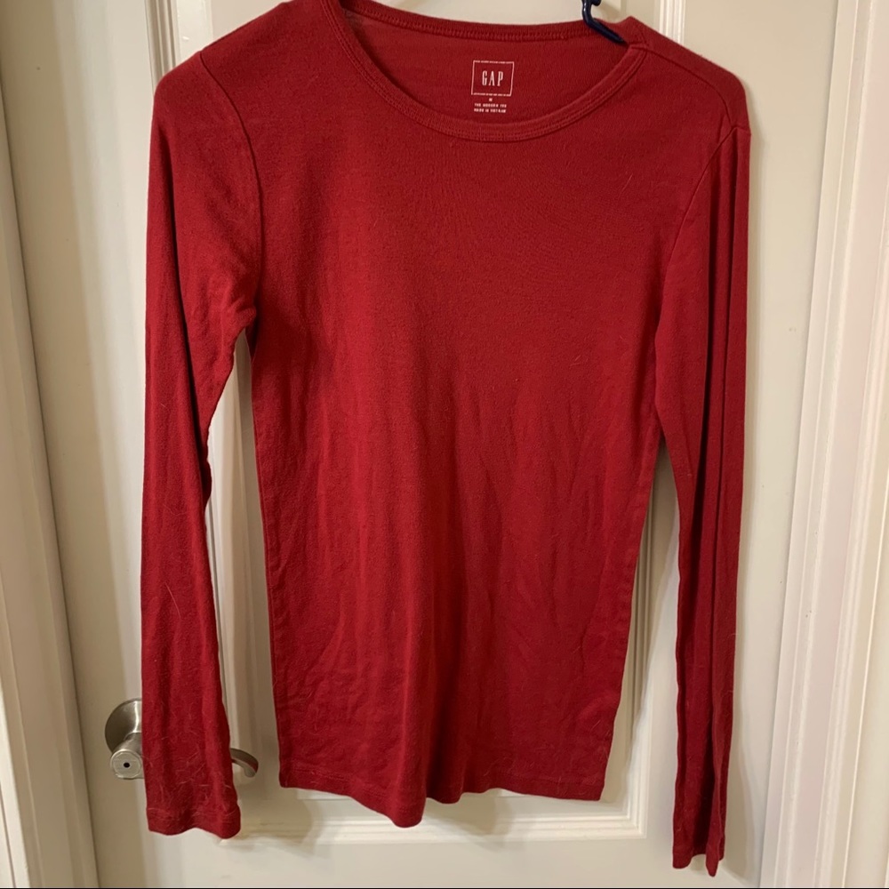 Fitted Warm Red Long Sleeve Tee Shirt